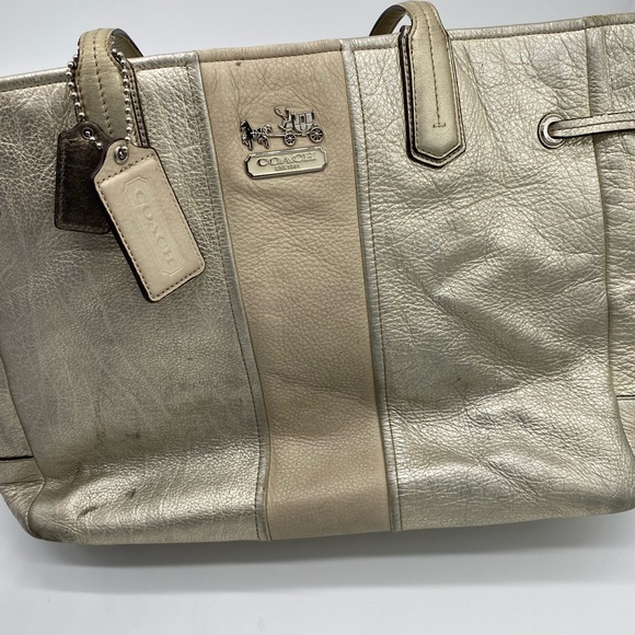 Coach purse  used - Picture 7 of 7